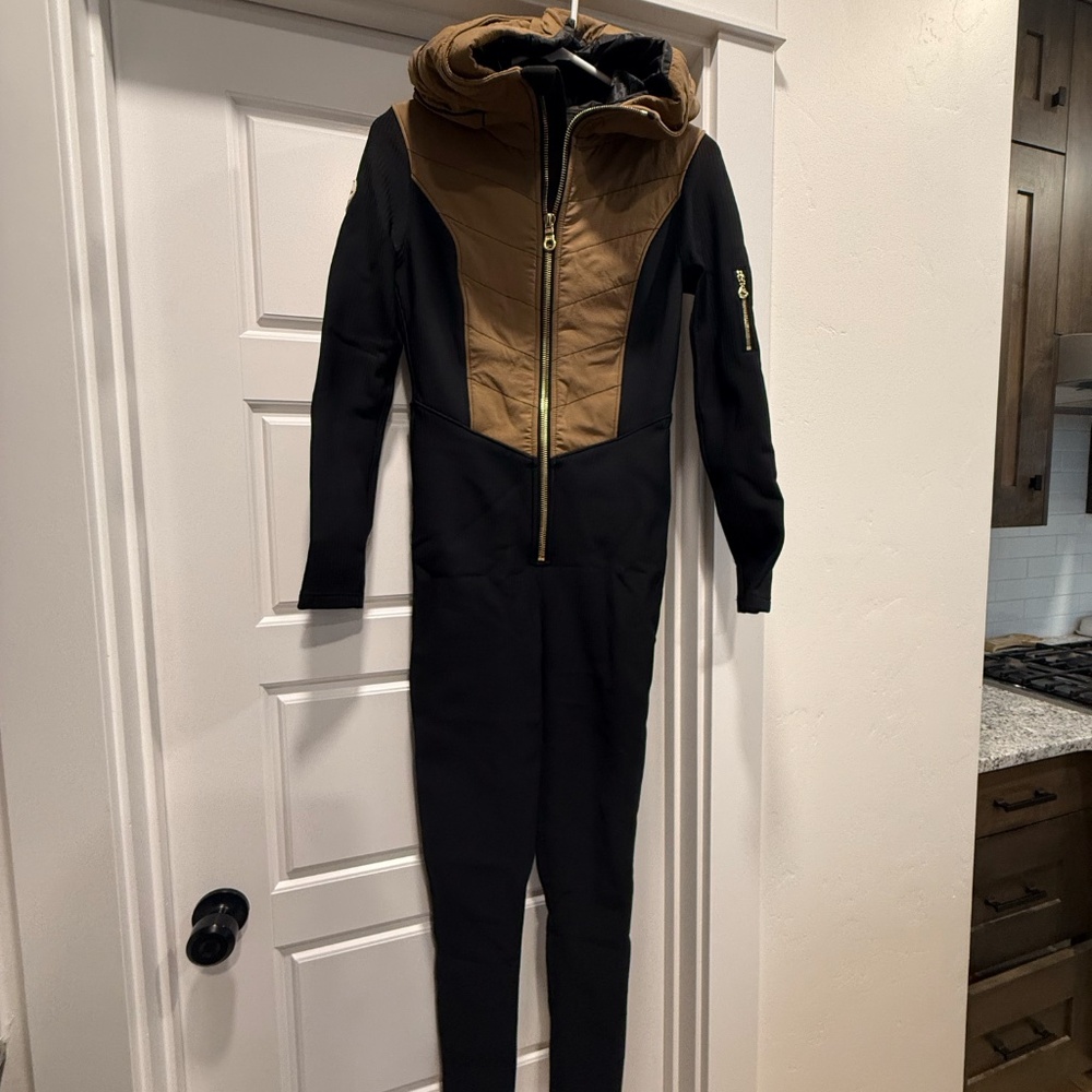 Cordova Montana in Brown - Picture 8 of 8